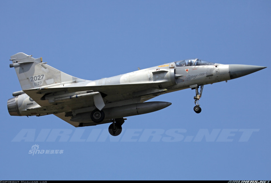 台湾省空军的六十架幻影2000:全面被歼10碾压