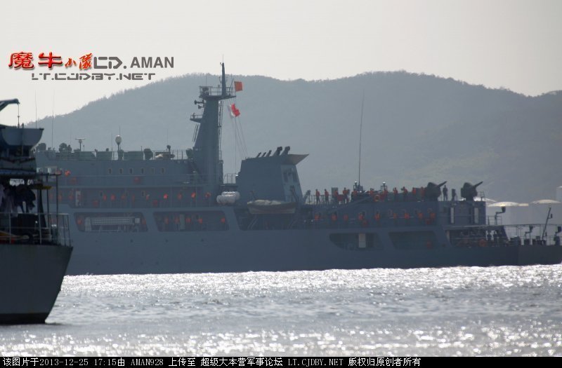 中国海军新型训练舰出海:郑和和世昌后继有人