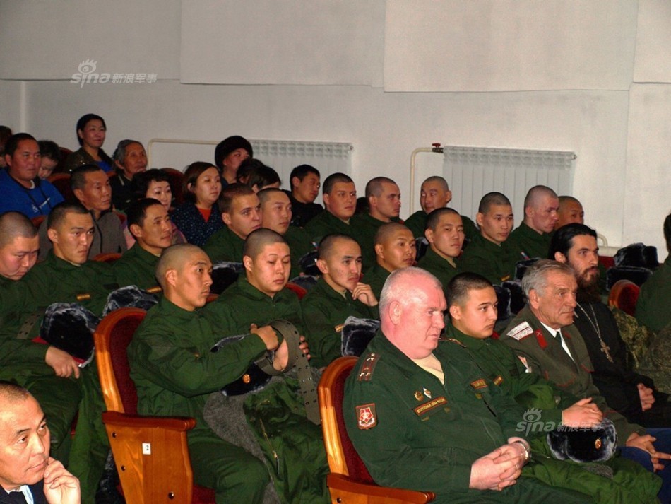 这原是我们的唐努乌梁海!俄军在图瓦区建基地