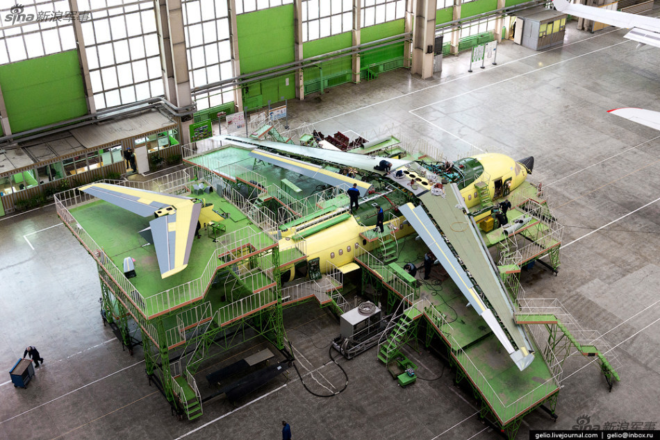 中国啥时候才能这样!俄曝伊尔96大飞机生产线