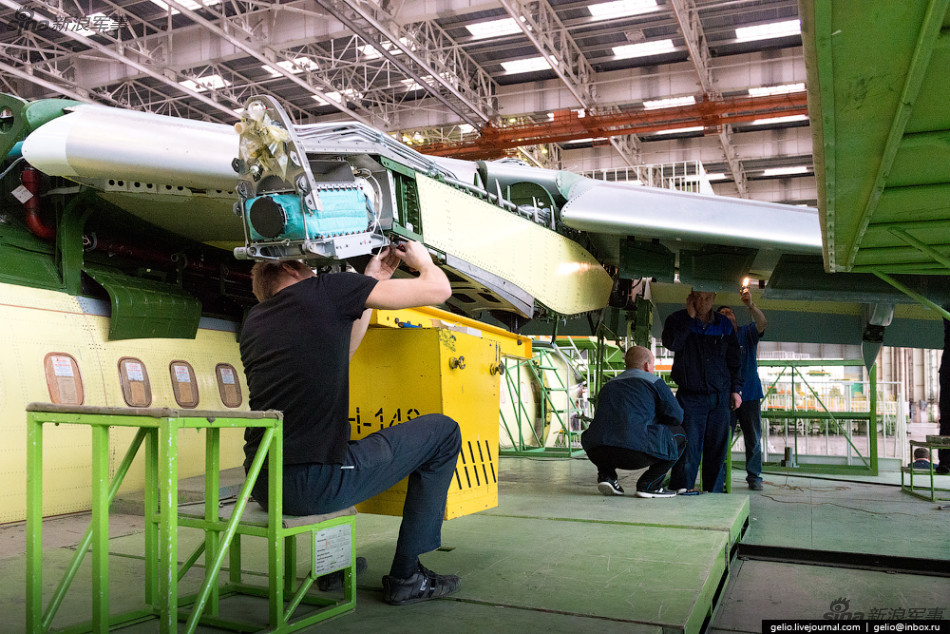 中国啥时候才能这样!俄曝伊尔96大飞机生产线