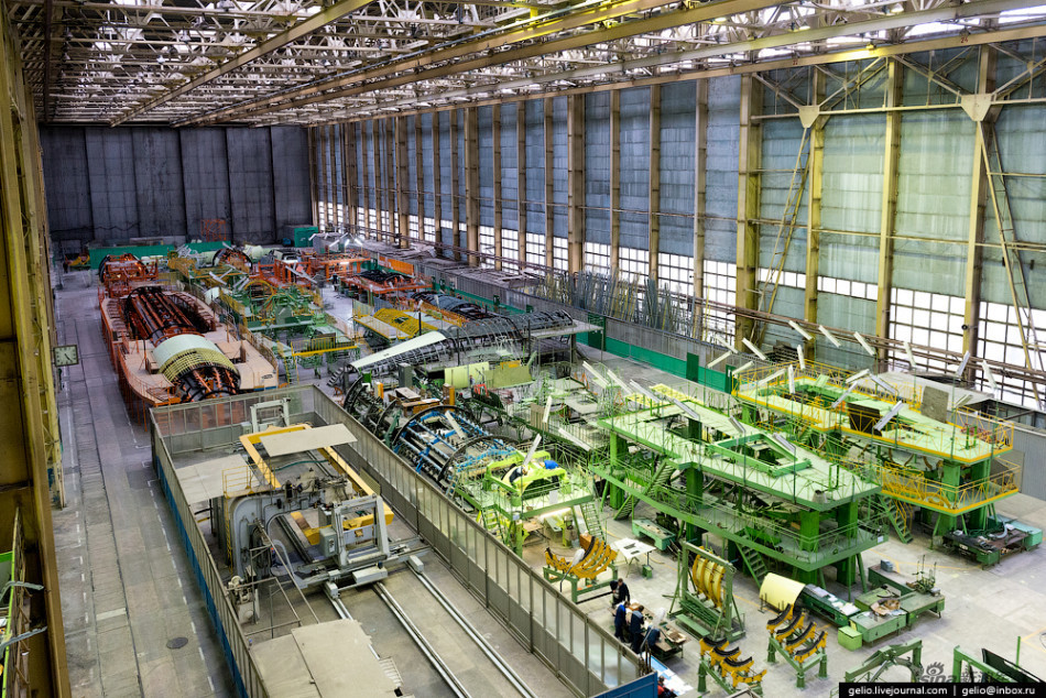 中国啥时候才能这样!俄曝伊尔96大飞机生产线