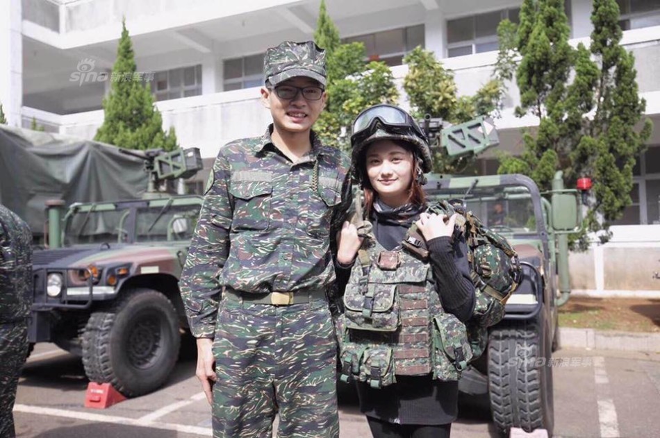 敏感时期台军大搞演习:陆战队千人250公里越野