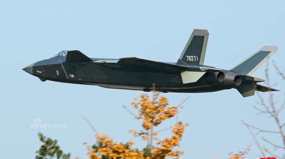 带机号!大器已成!疑曝歼20量产服役型高清图|国