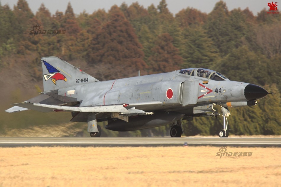 最怕中国空军!日本自卫队老旧f-4战机还在服役_高清图集_新浪网