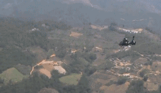 火炮齐射警示各方!解放军在中缅边境实弹演习