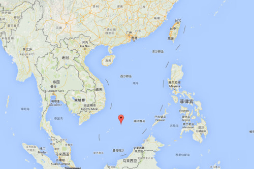 "北海舰队航空兵飞行员丁家和上校,曾在这片海天多次穿行.