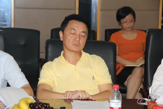 湘财证券董事长_昆明湘财证券制服