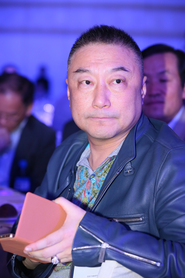 弘高董事长_弘阳集团董事长女儿