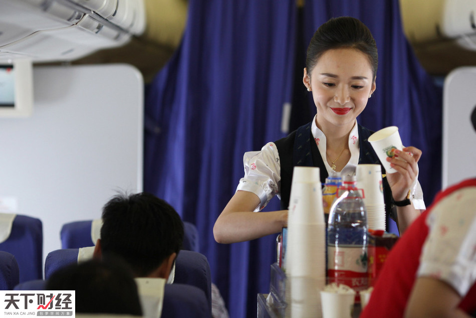 是不是在做秀炒化妆品 来自用户6047248645