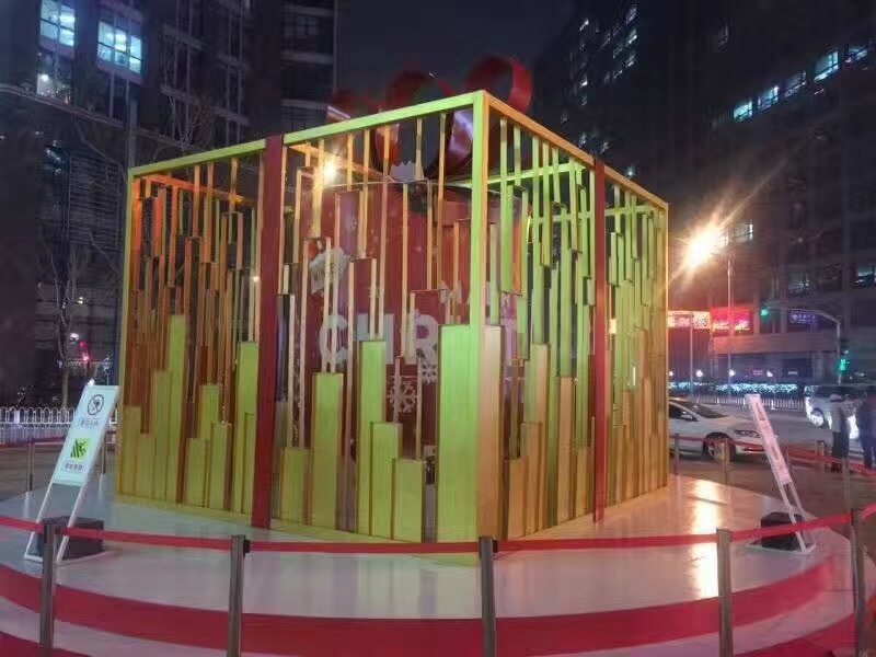 据说是金融街购物中心的新作品！网友解读：套牢、箱体波动、没有突破空间、柱子绿色...