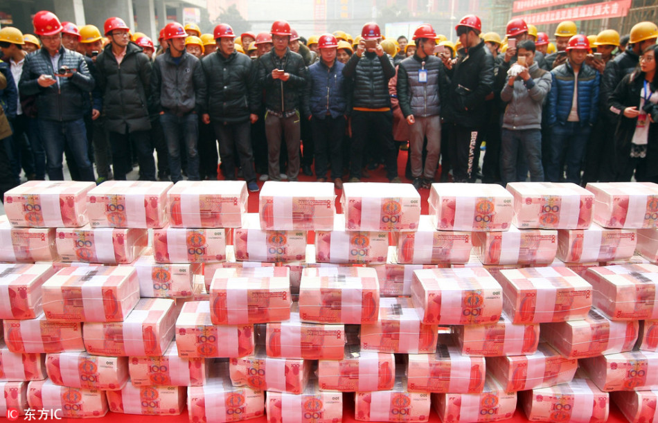 陕西西安1200万工钱现场发现金堆成钱山
