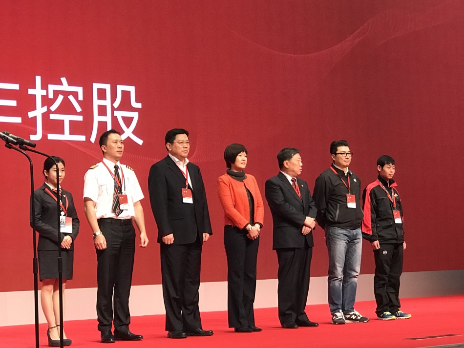 顺丰老总的话_顺丰老总的老婆照片