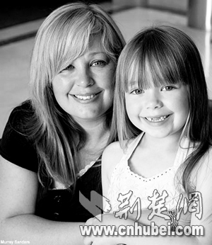 现年6岁的康妮·塔波特