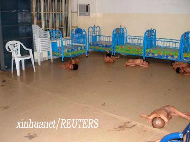 伊称美军公布孤儿院照片很无耻