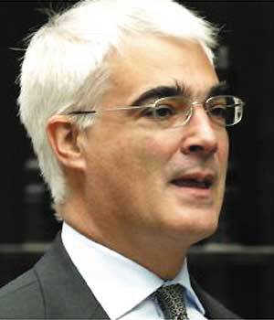 布朗上台第一天 英国内阁大改组