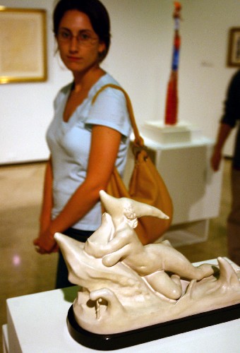 哥斯达黎加举办西班牙现代雕塑和绘画展