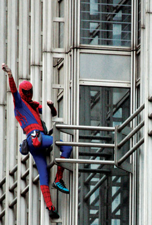 蜘蛛人阿兰·罗伯特专访:手中掌握的是生死