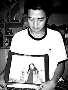 重庆女官员魂断利比里亚