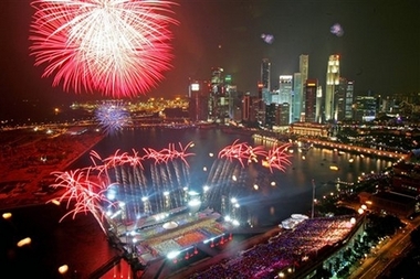 新加坡举行盛大活动庆祝国庆节(图)_新闻中心_新浪网