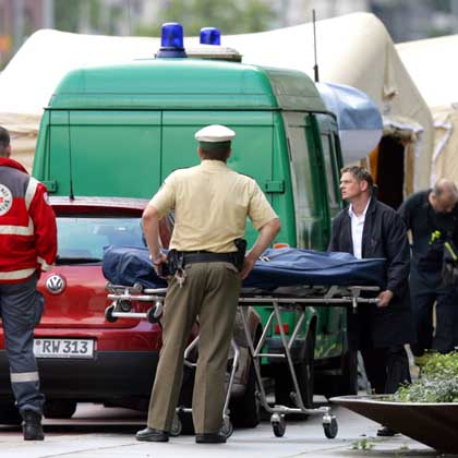 德国发生枪击案6人头部中弹死亡