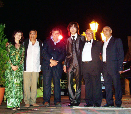 华人钢琴演奏家奏响《我的祖国》