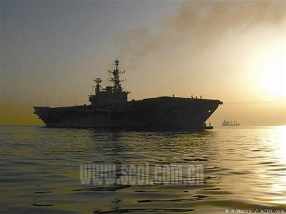 击沉航母猎杀潜航