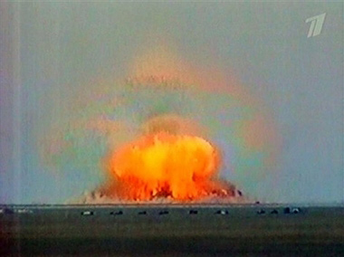 俄罗斯成功试爆世界威力最大常规炸弹