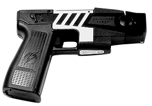 美国学生当场遭电击