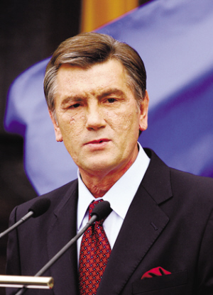 尤先科这张脸挨过24次刀