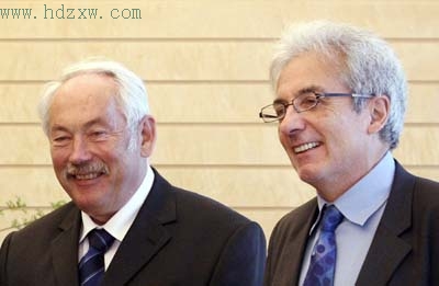 法德学者因发现巨磁电阻效应获诺贝尔物理学奖