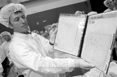 发射航天器 向科幻小说之父致敬