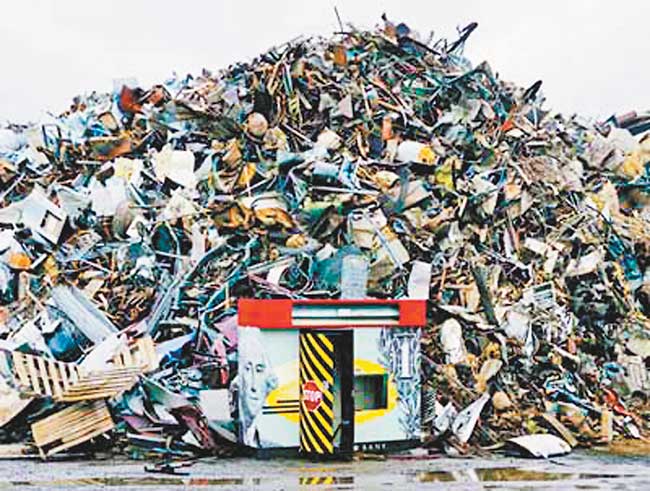 太平洋惊现罕见垃圾岛 清除需数十亿美金