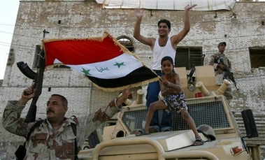 伊拉克民众鸣枪庆祝亚洲杯夺冠流弹致7死50伤