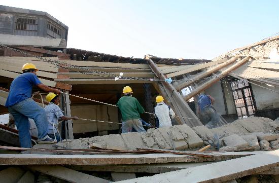 图文:破碎的城市 平静的生活(1)