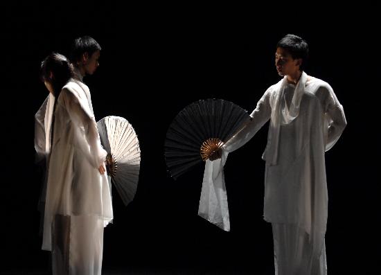 图文:马德里上演北京现代舞(5)