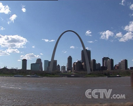 图文:圣路易斯的地标建筑-大拱门_新闻中心_新浪网