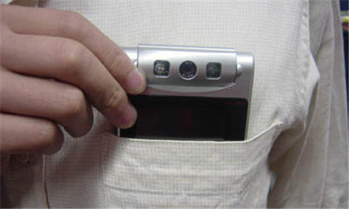 偷拍县长收礼金被捕是涉黑还是被“黑”？