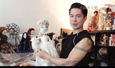 美华裔设计师定制玩偶受追捧 作品结合中国元素 美华裔设计师定制玩偶受追捧 作品结合中国元素
