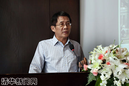 图为通识教育实验区总监甘阳演讲。石加东 摄 图为通识教育实验区总监甘阳演讲。石加东 摄