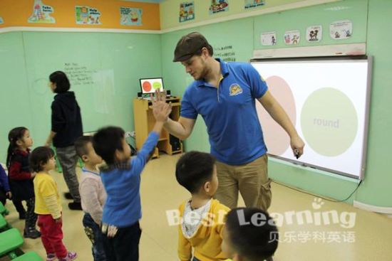 美国核心课标CCSS下的课程新思路 美国核心课标CCSS下的课程新思路