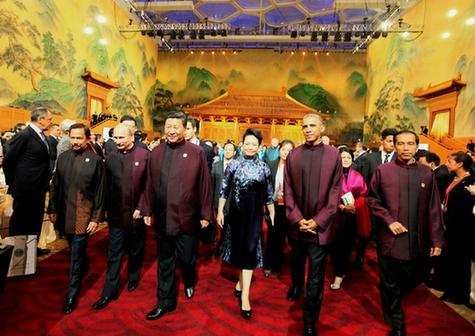 2014年11月10日,国家主席习近平夫妇举办APEC欢迎晚宴。 2014年11月10日,国家主席习近平夫妇举办APEC欢迎晚宴。