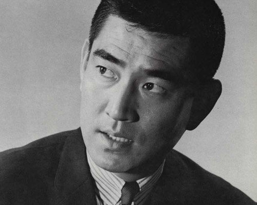 高仓健(1931-2014) 高仓健(1931-2014)