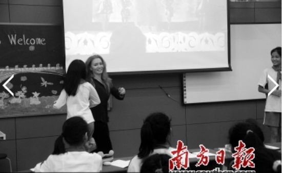 本土学校:70余深大留学生兼职文化教师