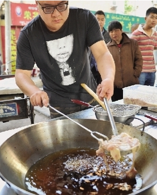 90后“海归”卖炸鸡:享受支配时间的自由 90后“海归”卖炸鸡:享受支配时间的自由