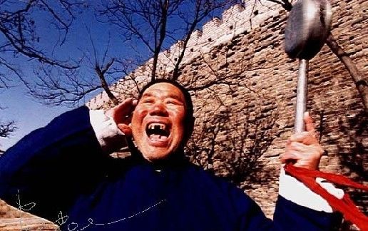 吆喝卖东西 中国人去北美绝不可以做的八件事(图5)