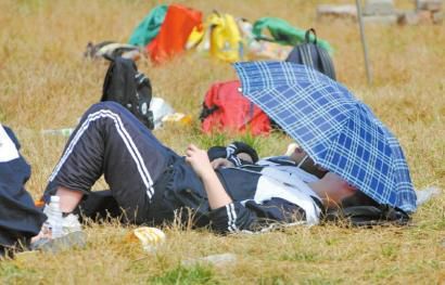 中考前释放压力成都1200学生徒步22公里 中考前释放压力成都1200学生徒步22公里