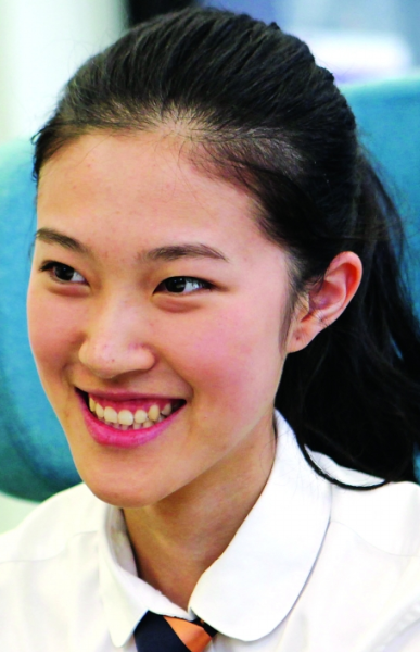 李佳颖 李佳颖
