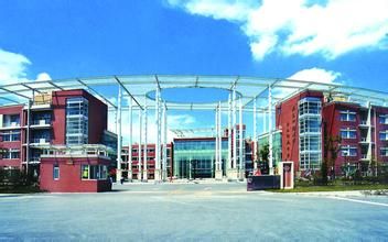 2015年上海华师大二附中国际班招生简章