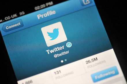双语解析一条推文让twitter损失80亿 双语解析一条推文让twitter损失80亿